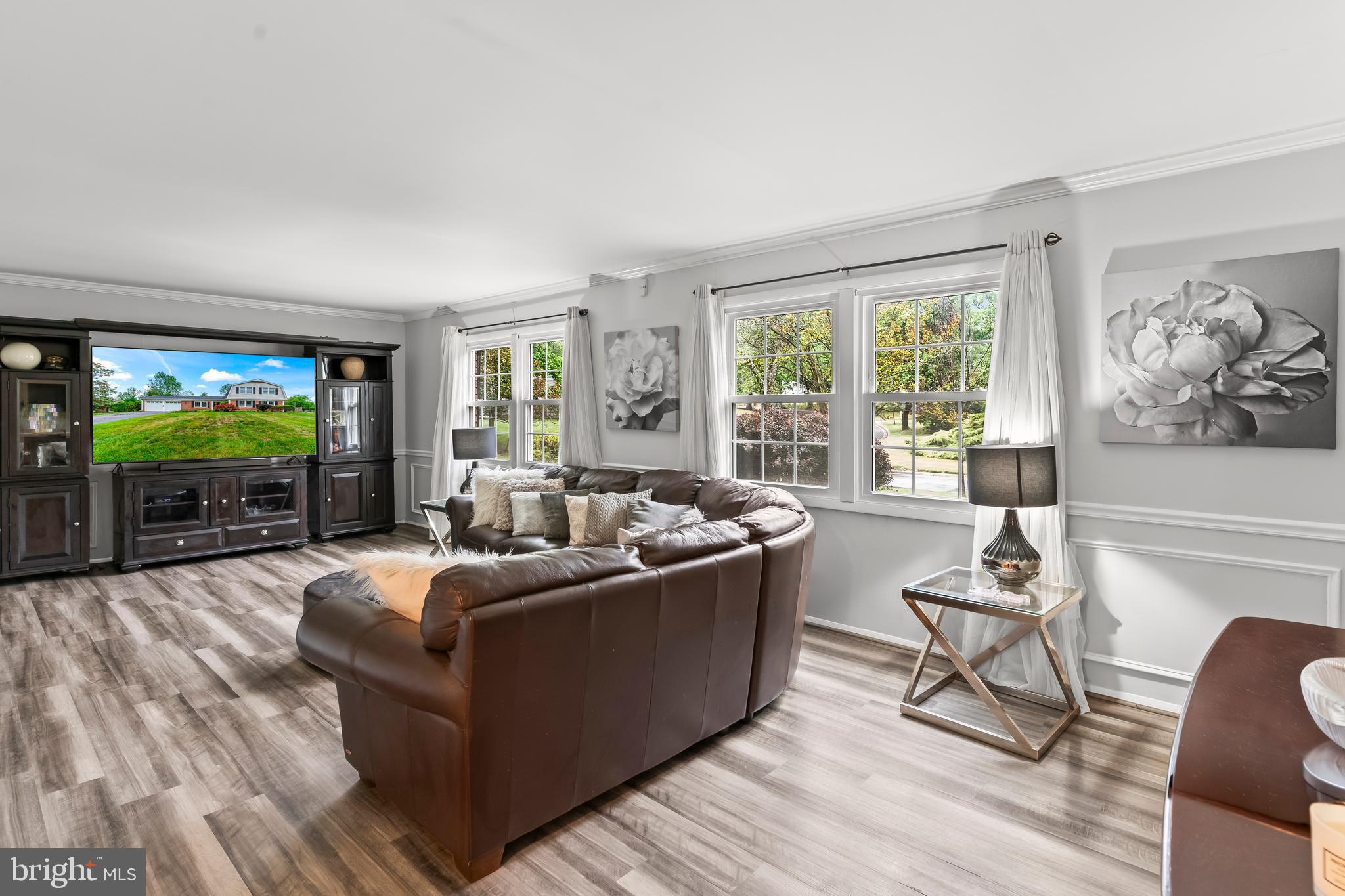 1204 WINDERMERE COURT