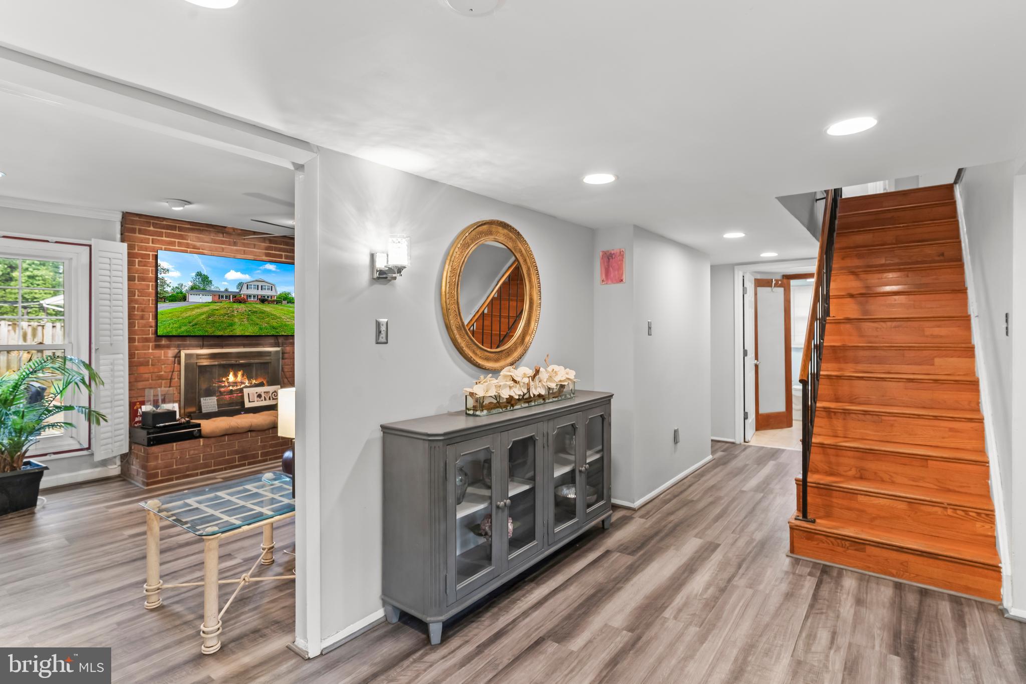 1204 WINDERMERE COURT