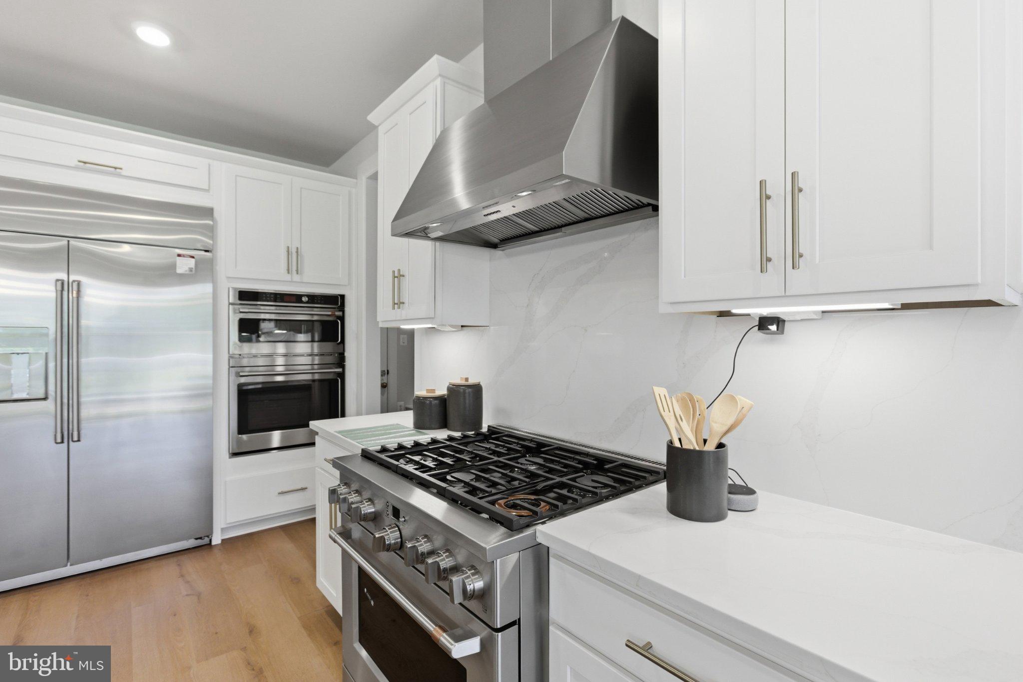 TWO RIVERS - Residential