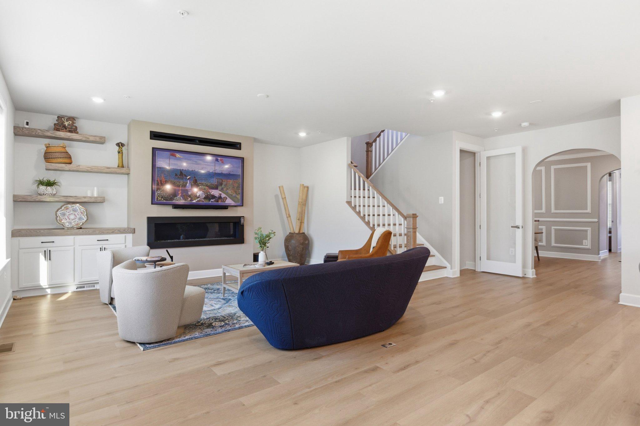 TWO RIVERS - Residential