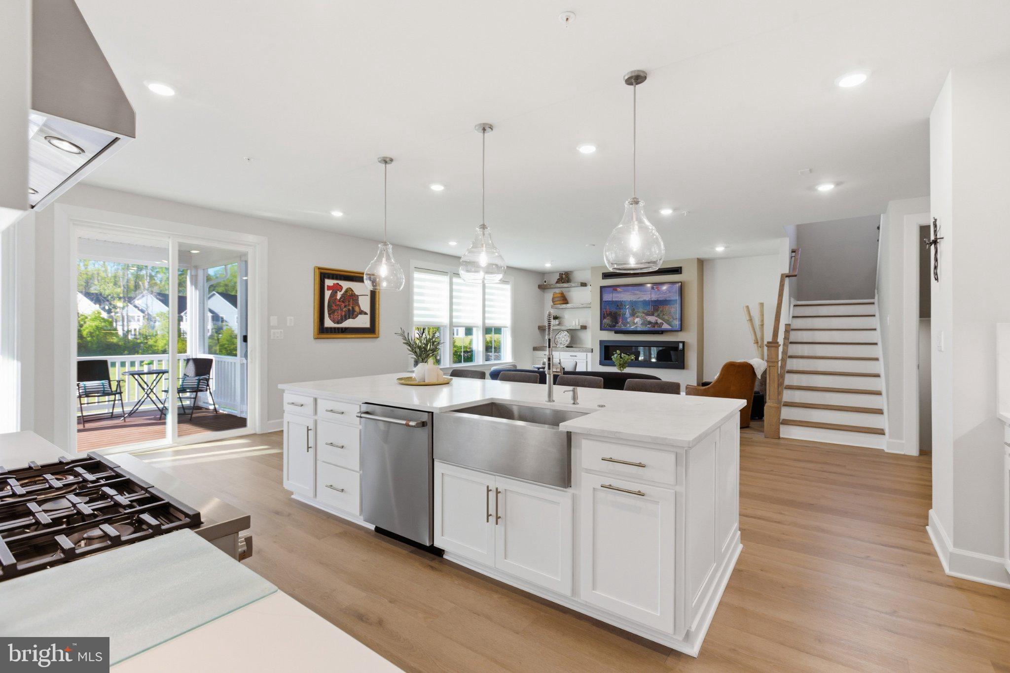 TWO RIVERS - Residential