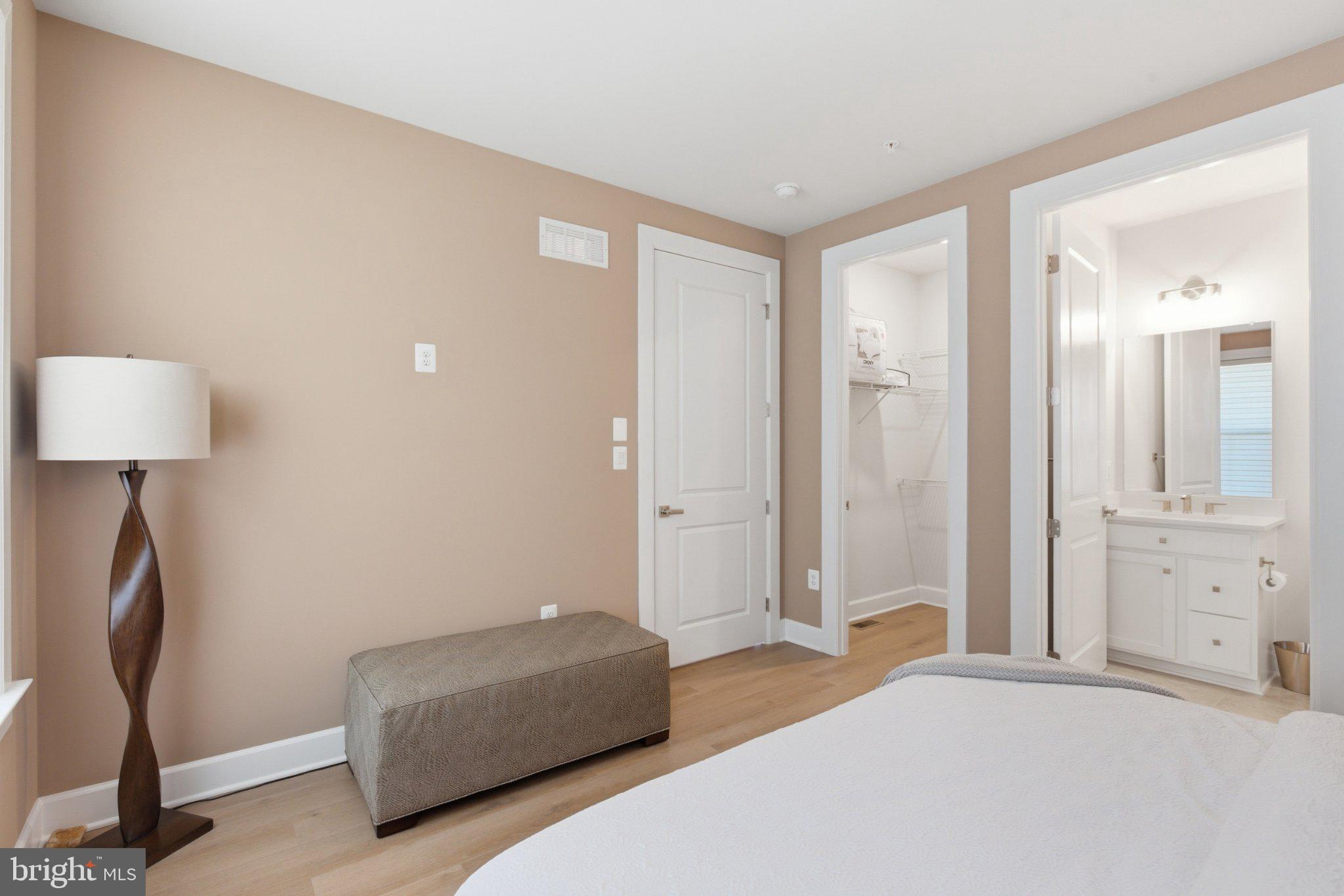 TWO RIVERS - Residential