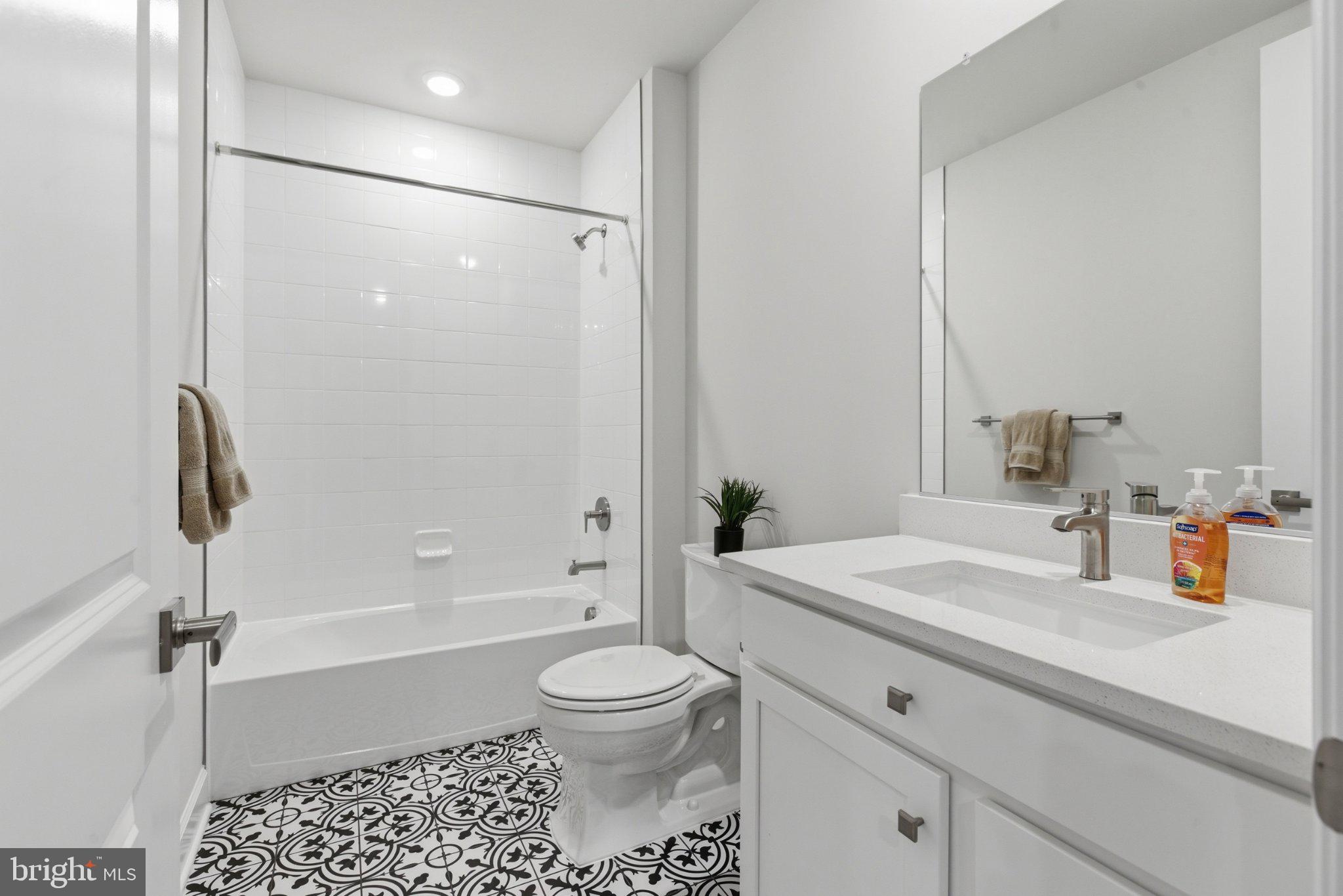 TWO RIVERS - Residential