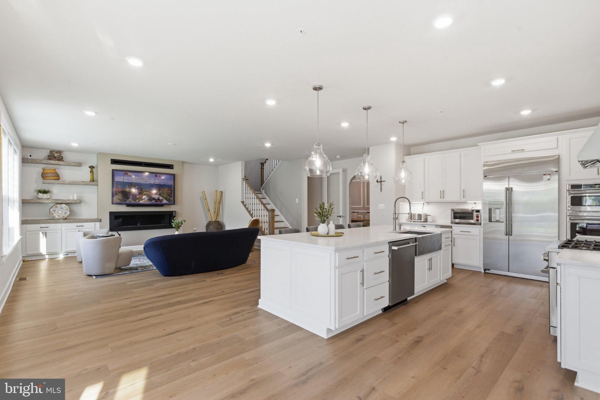 TWO RIVERS - Residential