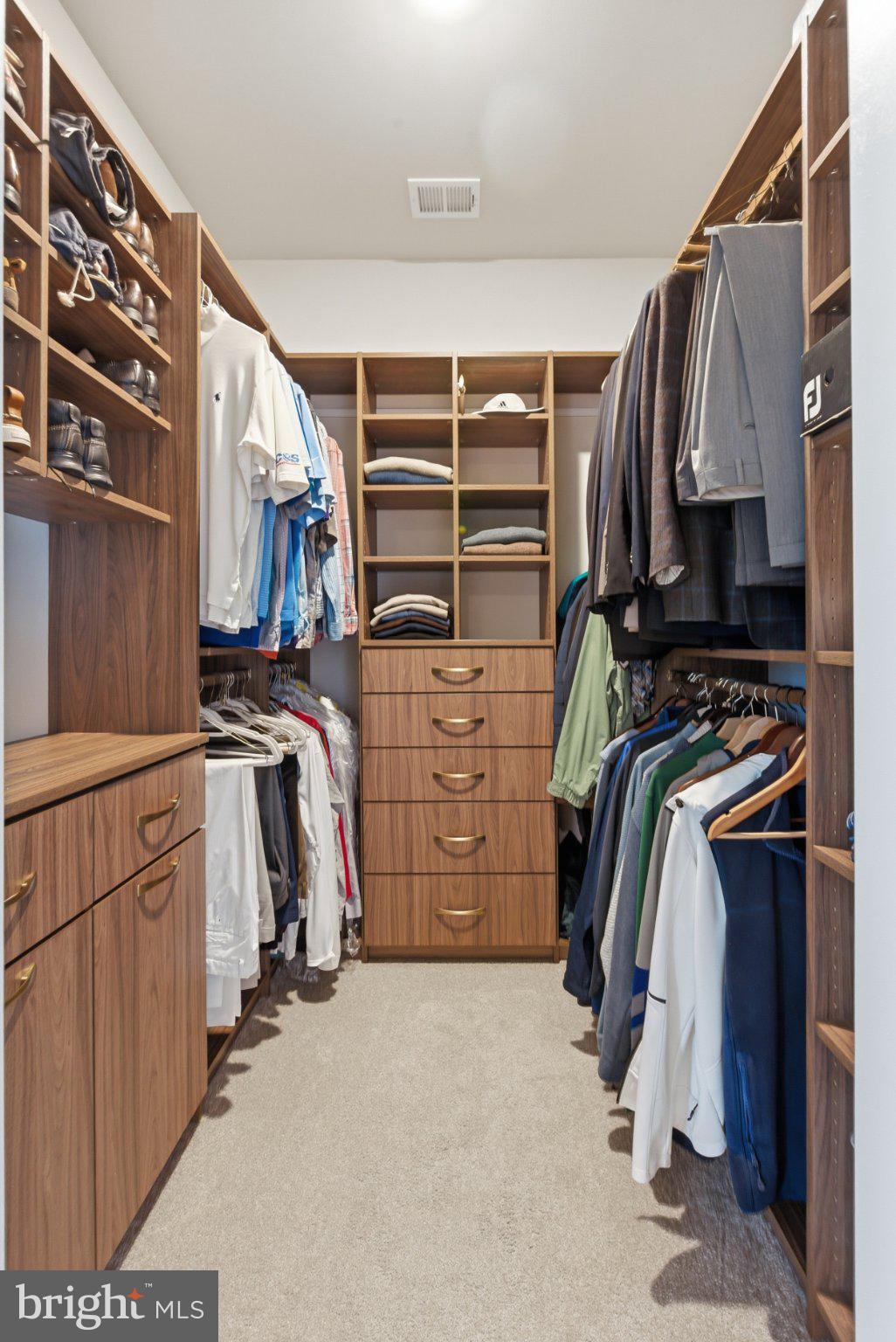 TWO RIVERS - Residential