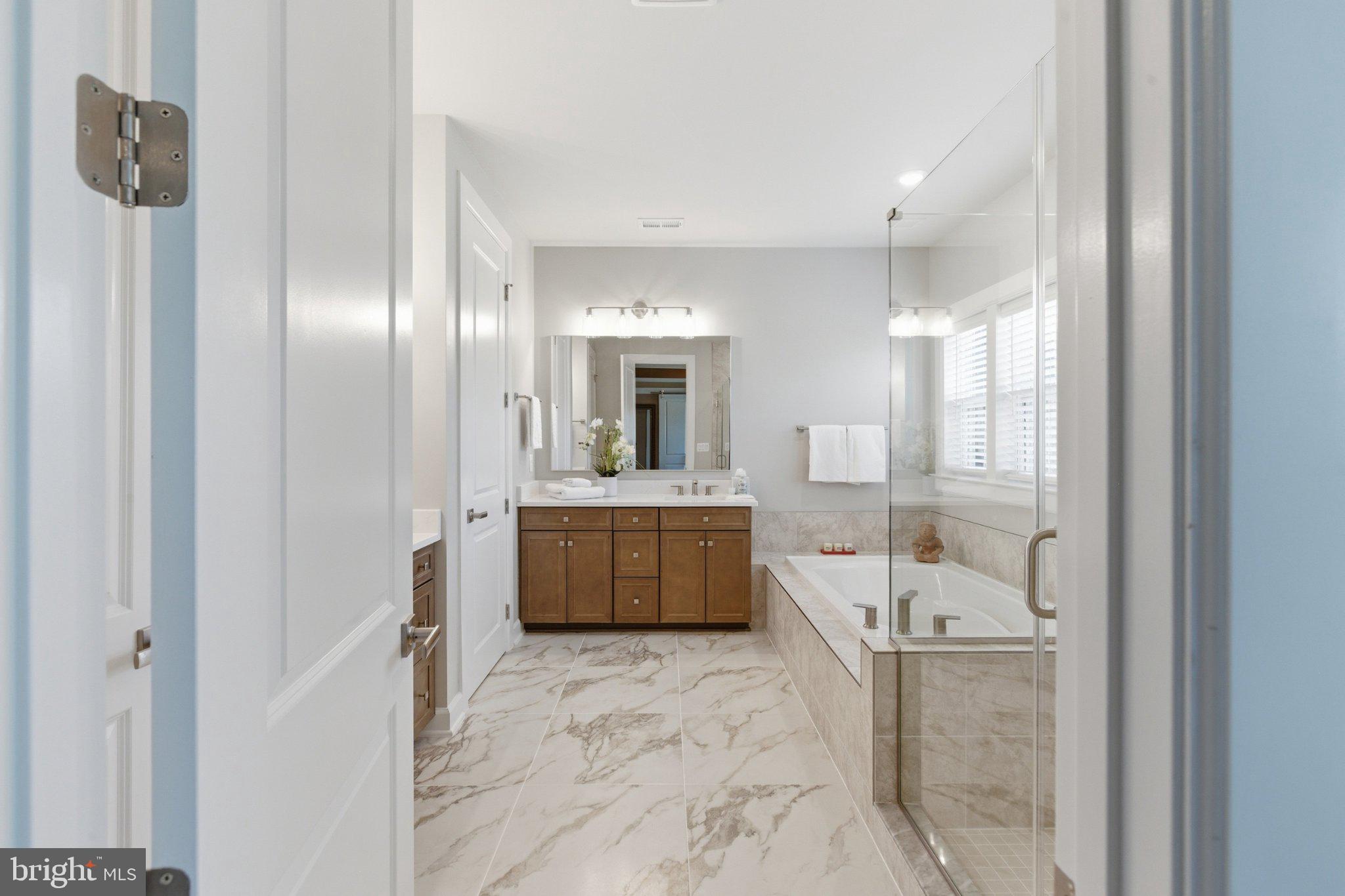 TWO RIVERS - Residential