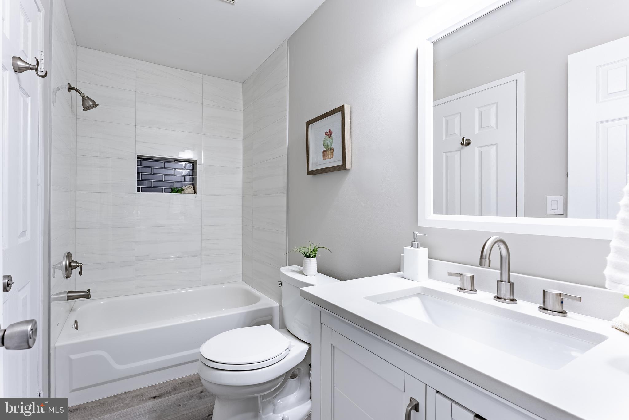 FRANKLIN FARM - Residential