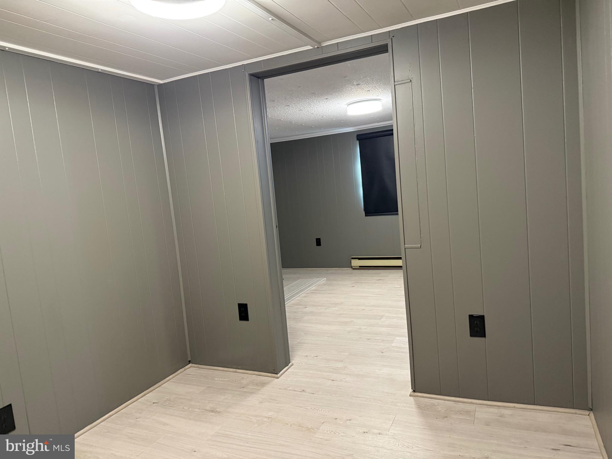 LITTLE HOLLYWOOD - Residential