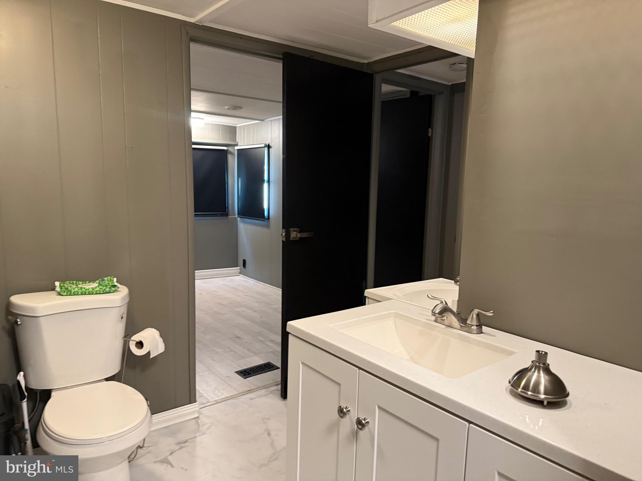 LITTLE HOLLYWOOD - Residential