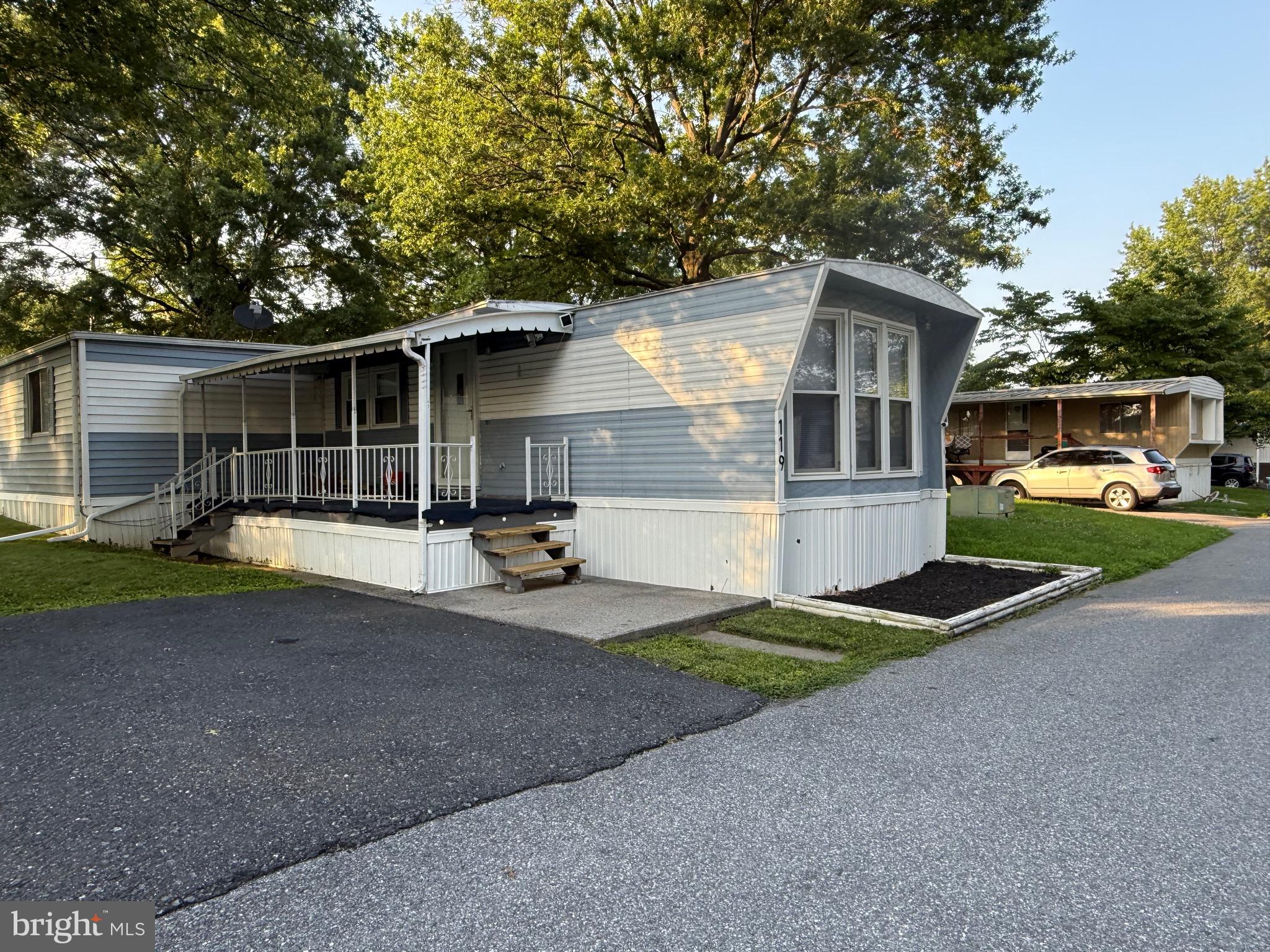 Welcome to Little Hollywood Mobile Home Park! This 1980 3 bedroom 2 bathroom has been nicely updated and is in moving condition. The water heater is only 4 year’s old and has central air conditioning along with brand new vinyl flooring. The bathrooms have been nicely updated as well. All you need to do is move in! This is no pet park. All applicants must be park approved. The current lot rent is $410 monthly and includes water, sewer and trash.
