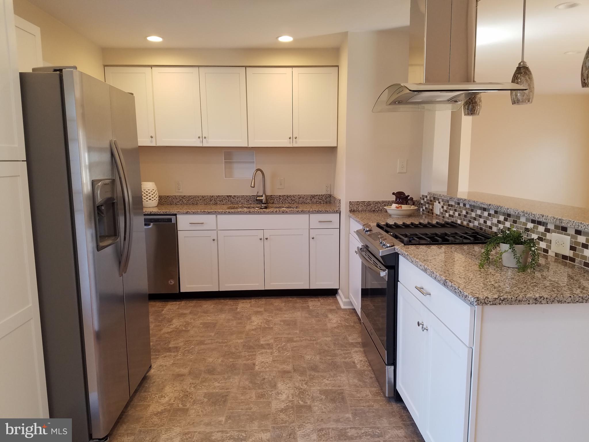 ROLLING FIELDS - Residential Lease