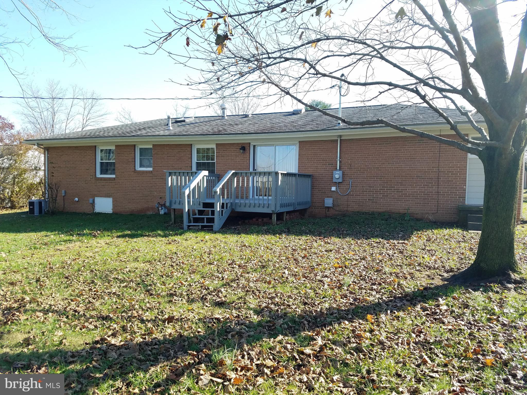 ROLLING FIELDS - Residential Lease