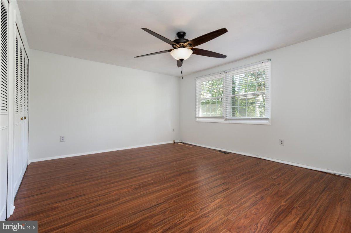 CROFTON TOWNE - Residential