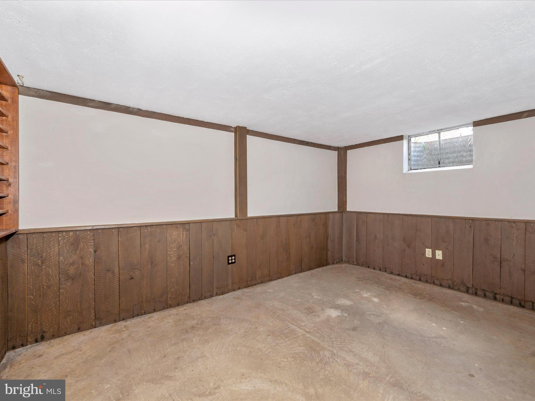 GLADE VILLAGE - Residential