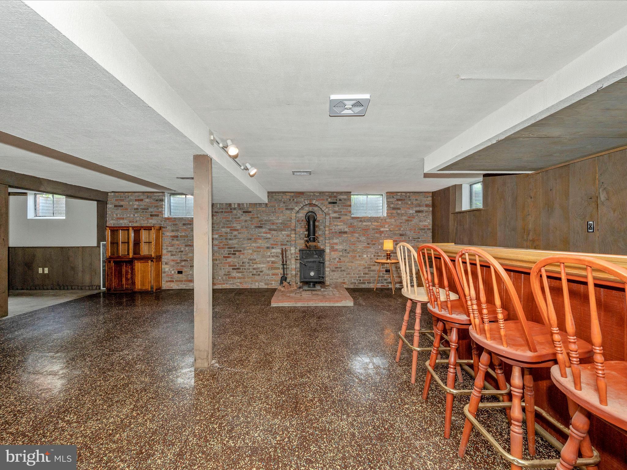 GLADE VILLAGE - Residential