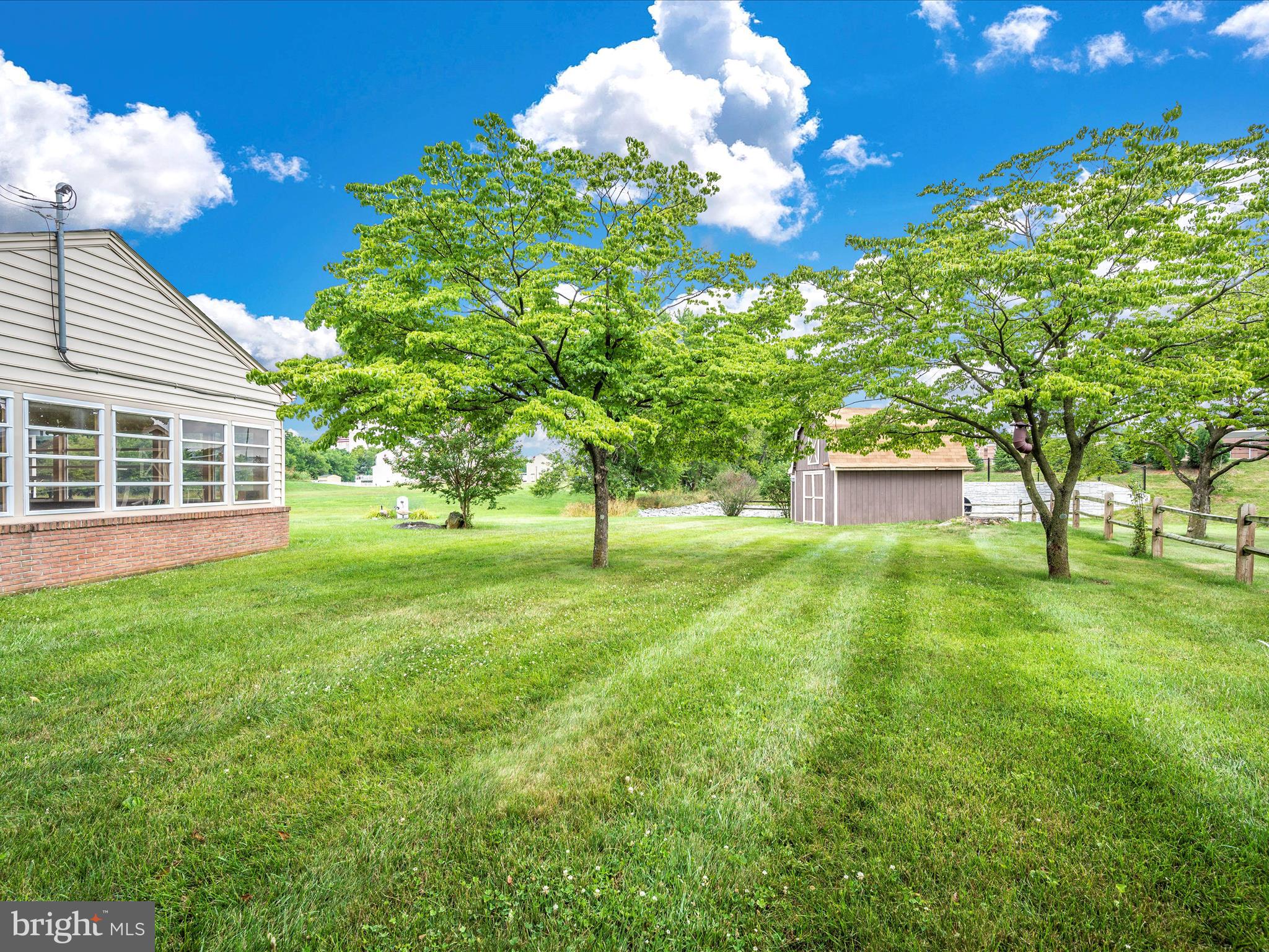 GLADE VILLAGE - Residential