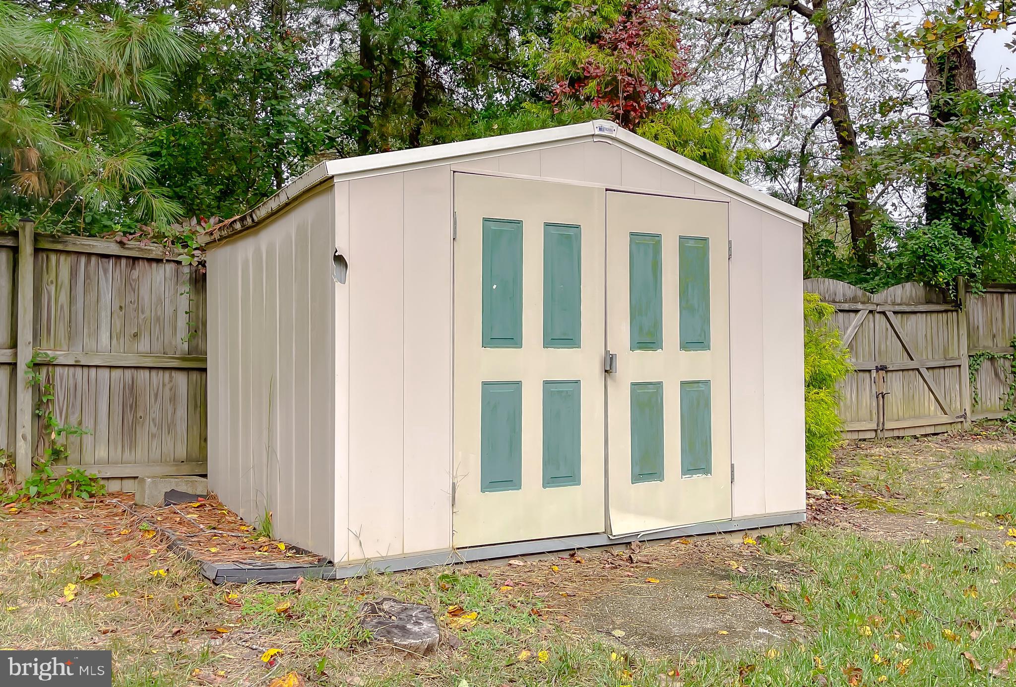 BAY RIDGE ESTATES - Residential