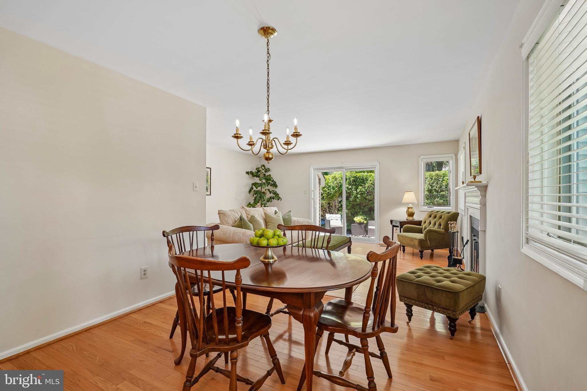 471 EATON WAY 471