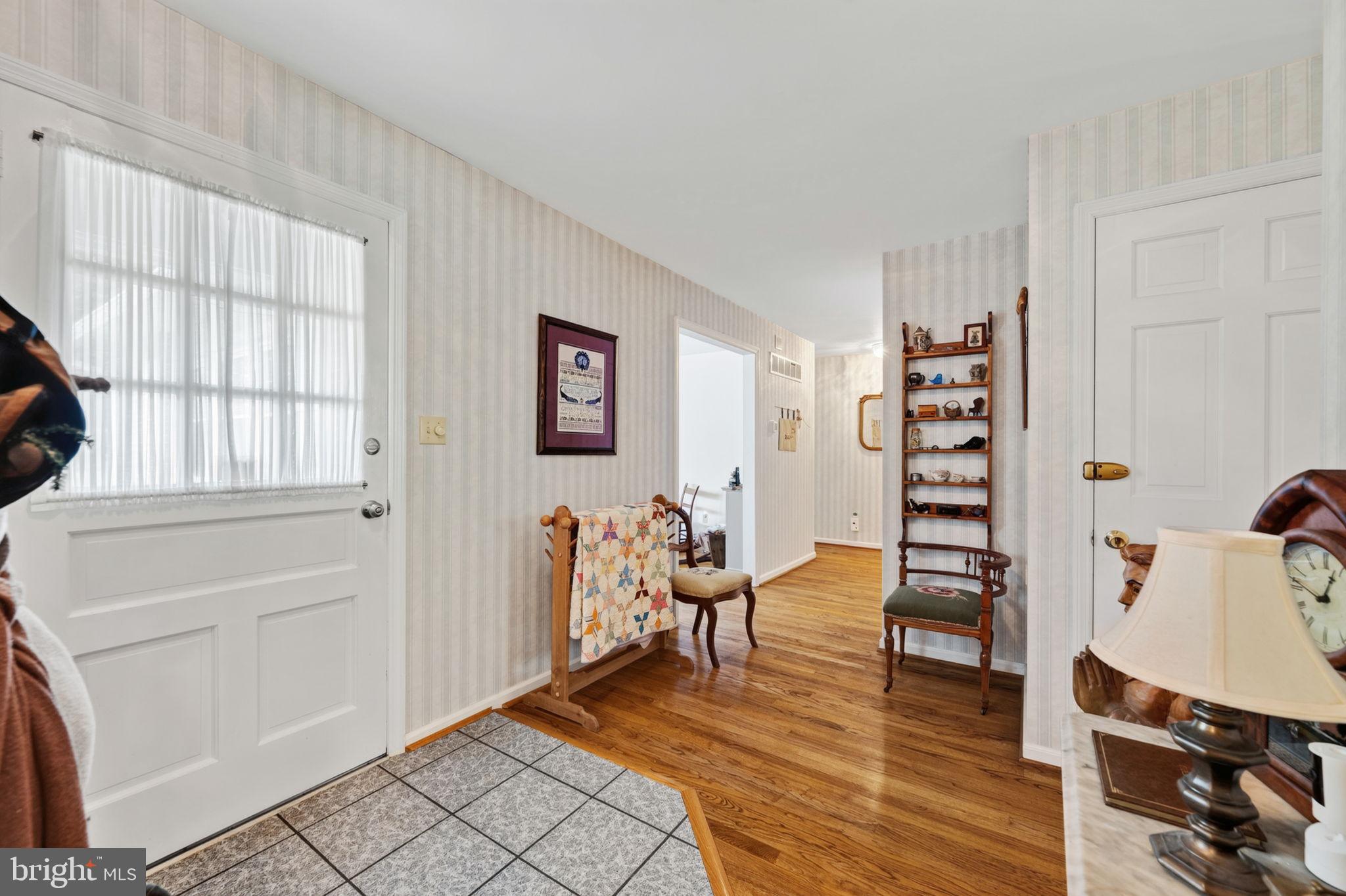 305 MERIDEN DRIVE