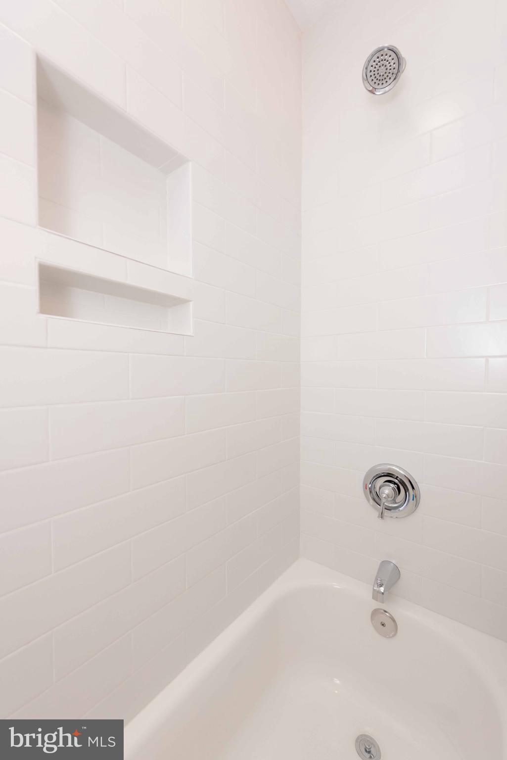 ONONDIO - Residential Lease