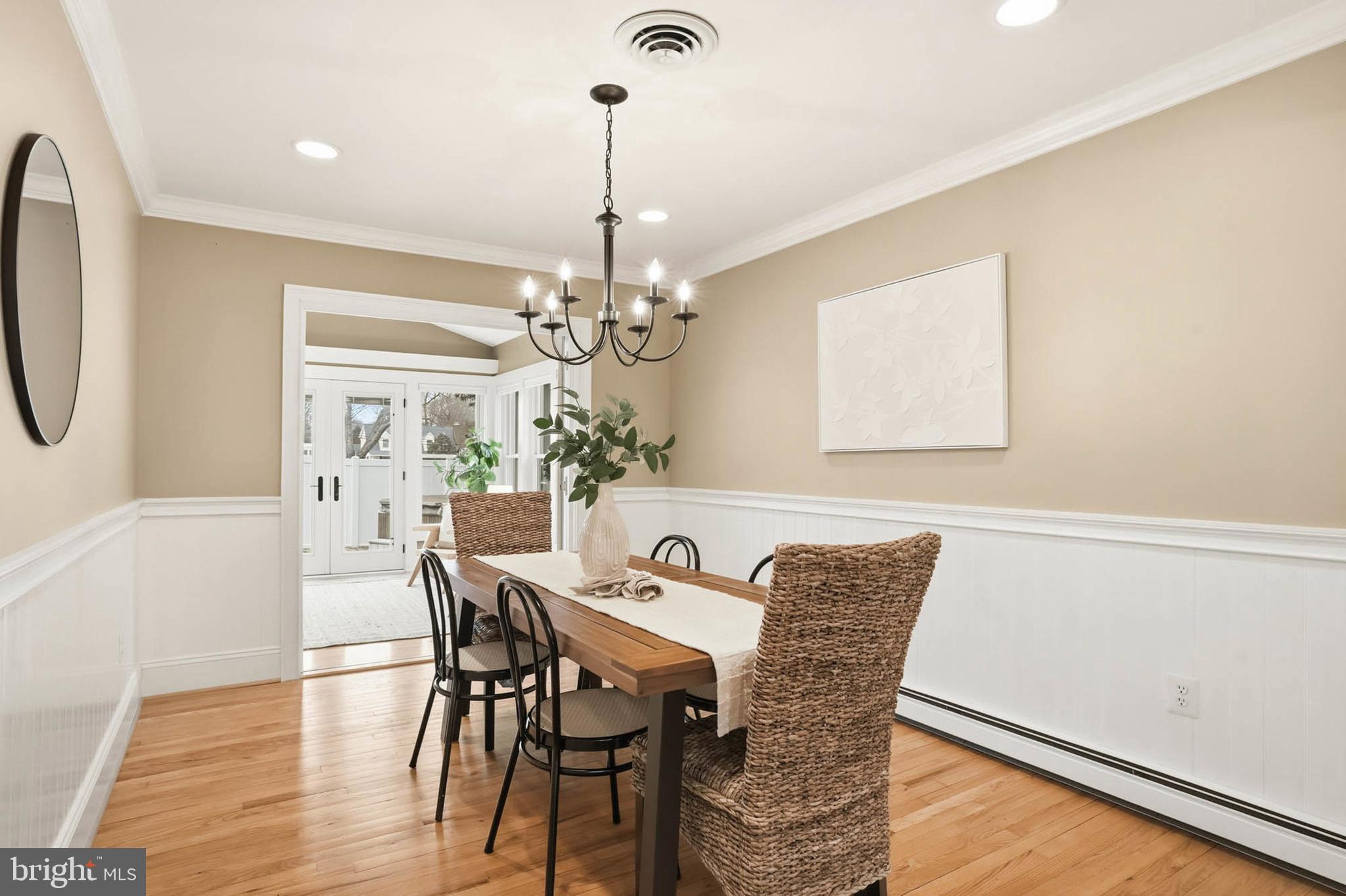 HILLSMERE SHORES - Residential