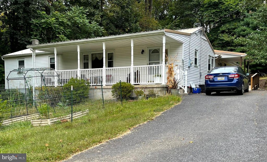 Photo of 1245 Jacks Mountain Road, FAIRFIELD, PA 17320 (MLS # PAAD2021044)