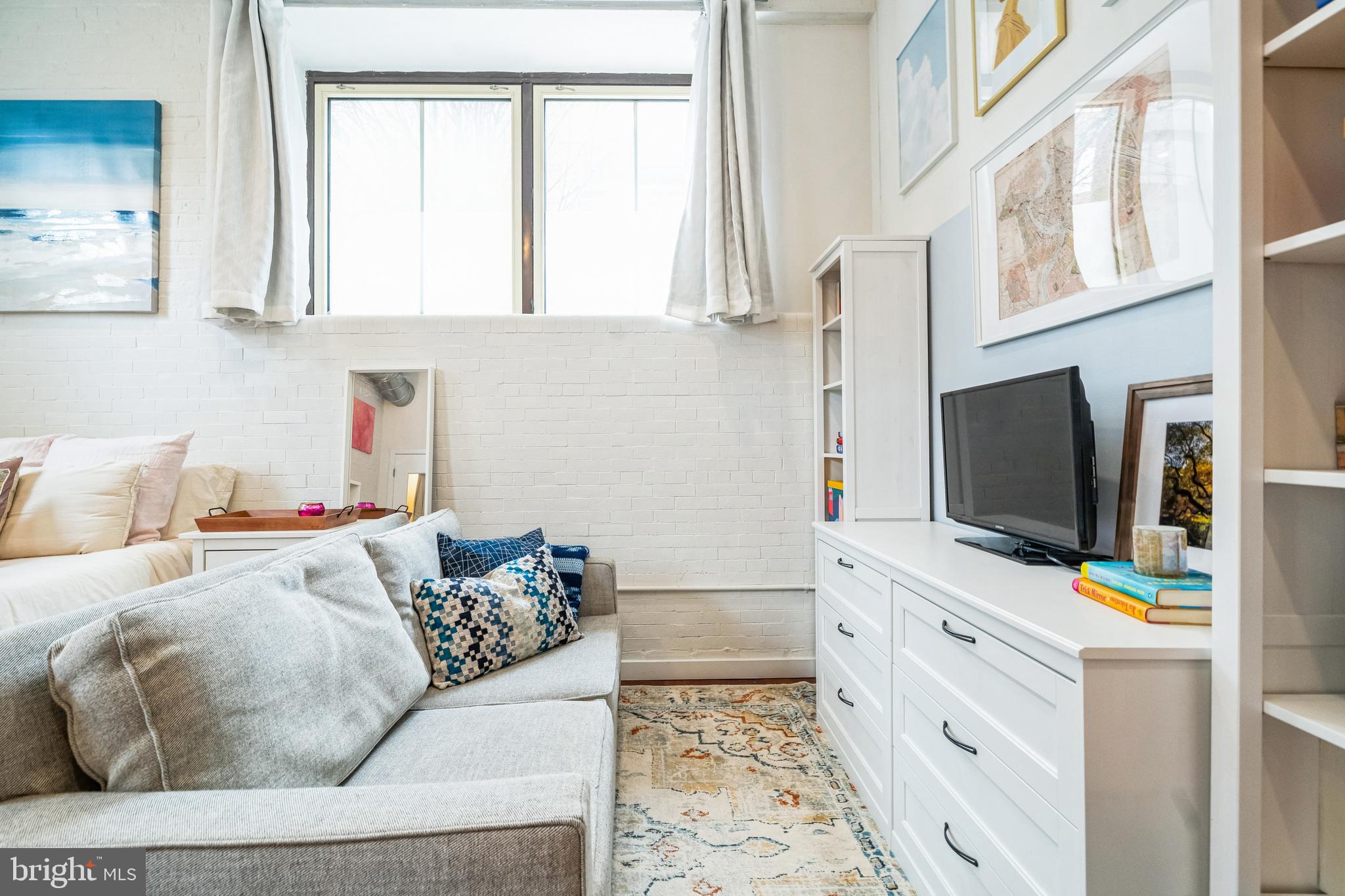 BELLA VISTA - Residential