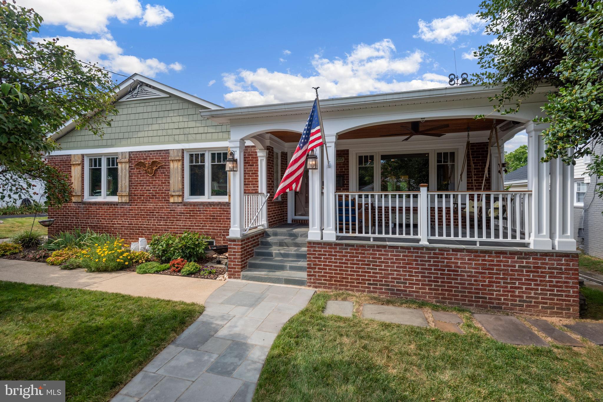 LOCUST HILL ESTATES - Residential