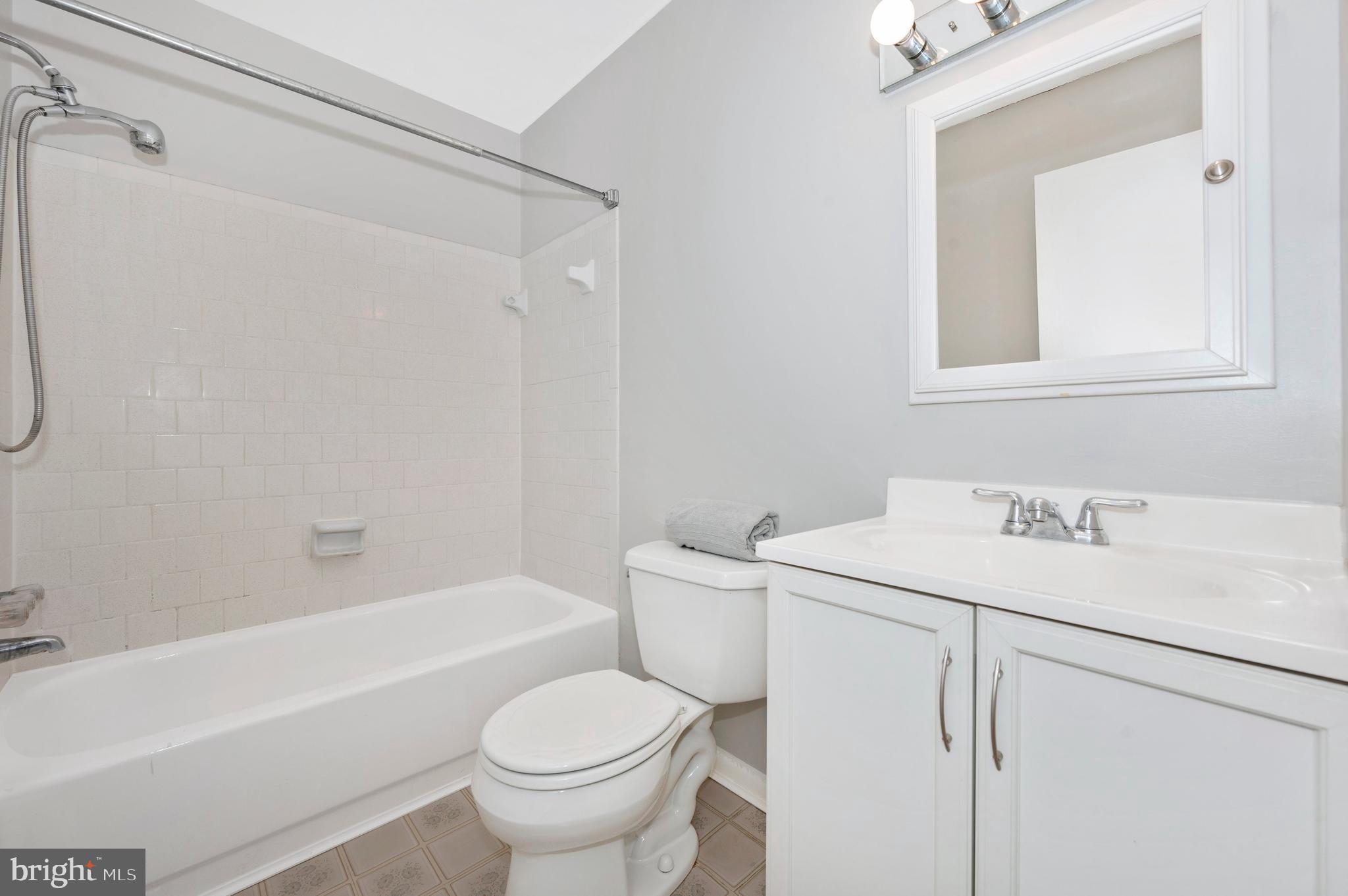 SUMMERHILL - Residential