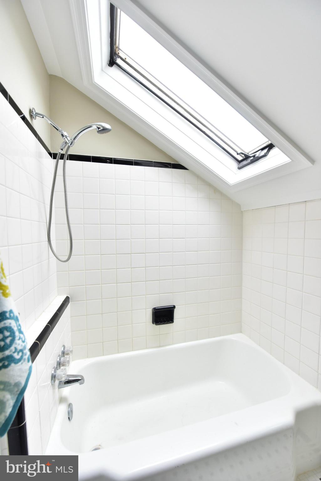 ROSEMONT PARK - Residential