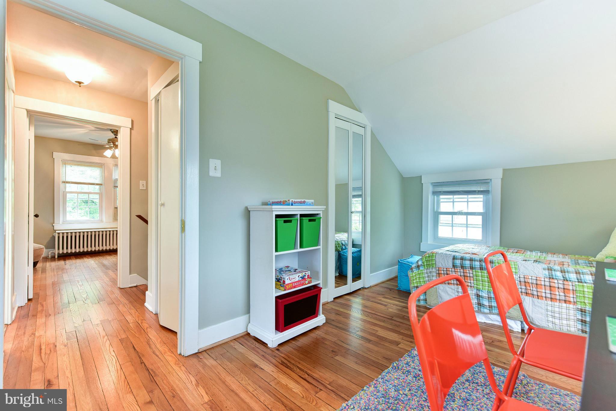 ROSEMONT PARK - Residential