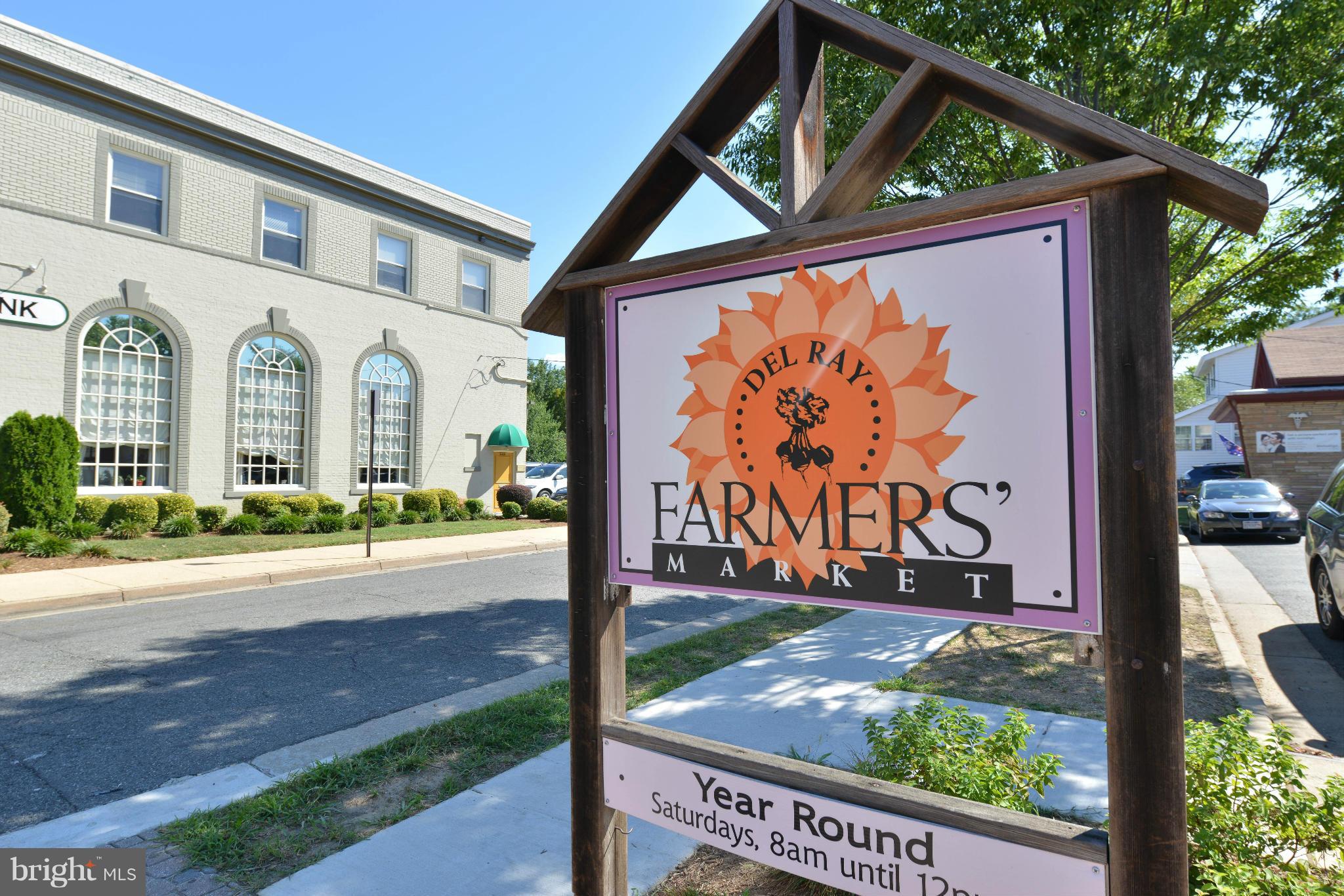 ROSEMONT PARK - Residential