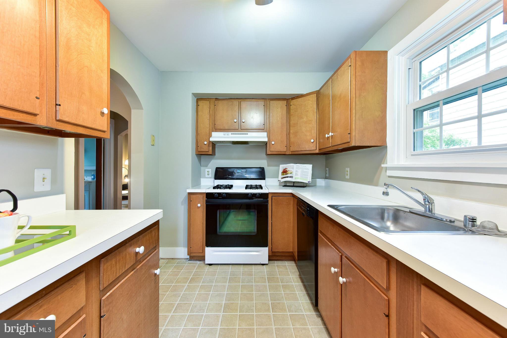 ROSEMONT PARK - Residential