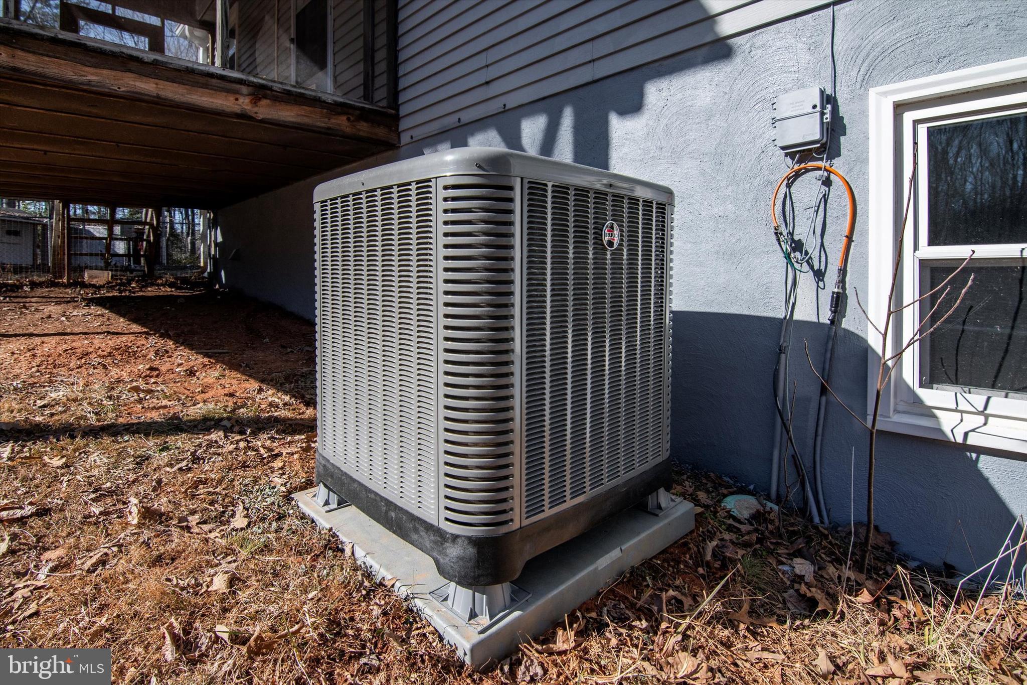 OAK CREST ESTATES - Residential