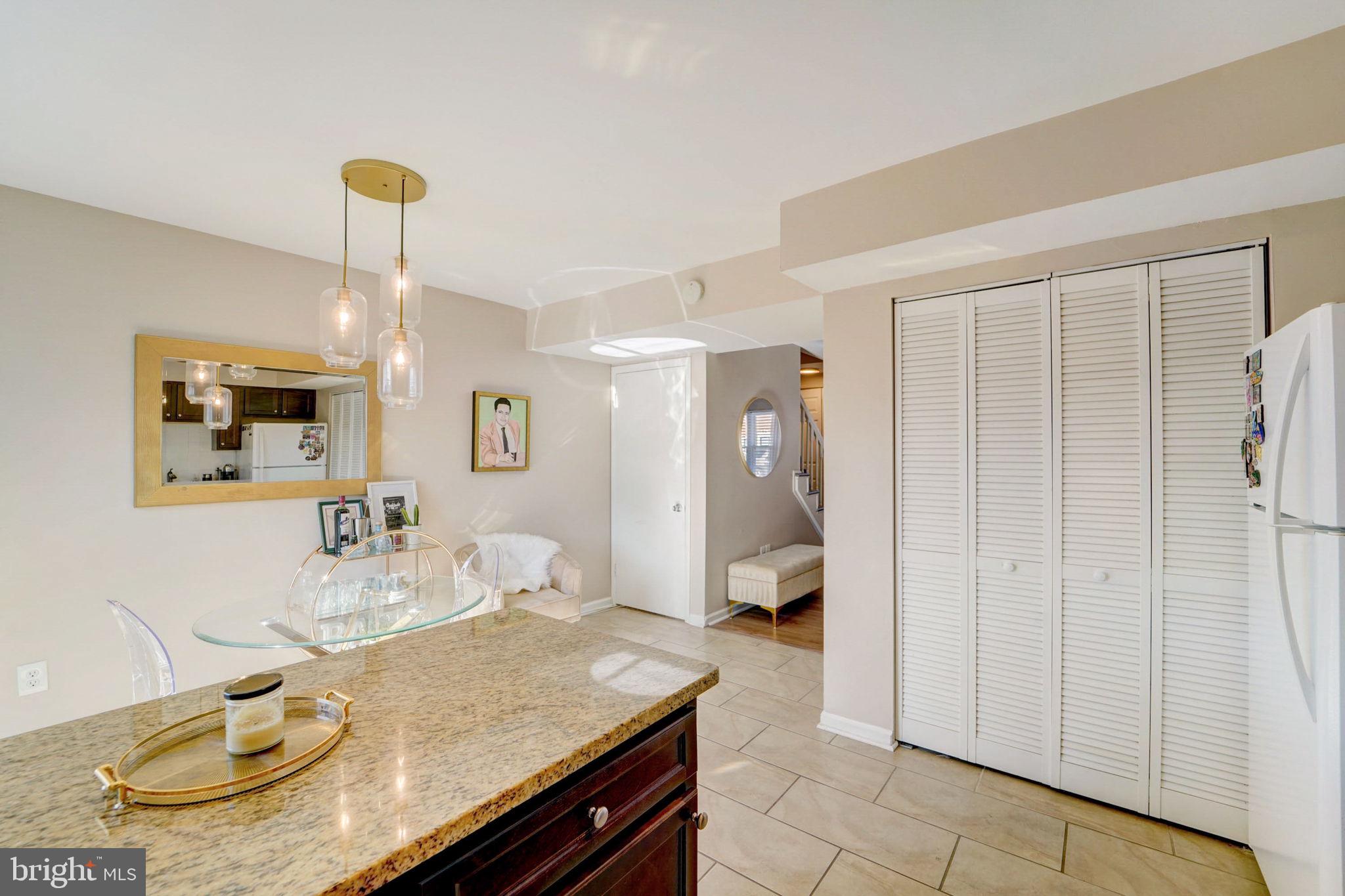 HERITAGE HILL CONDO - Residential