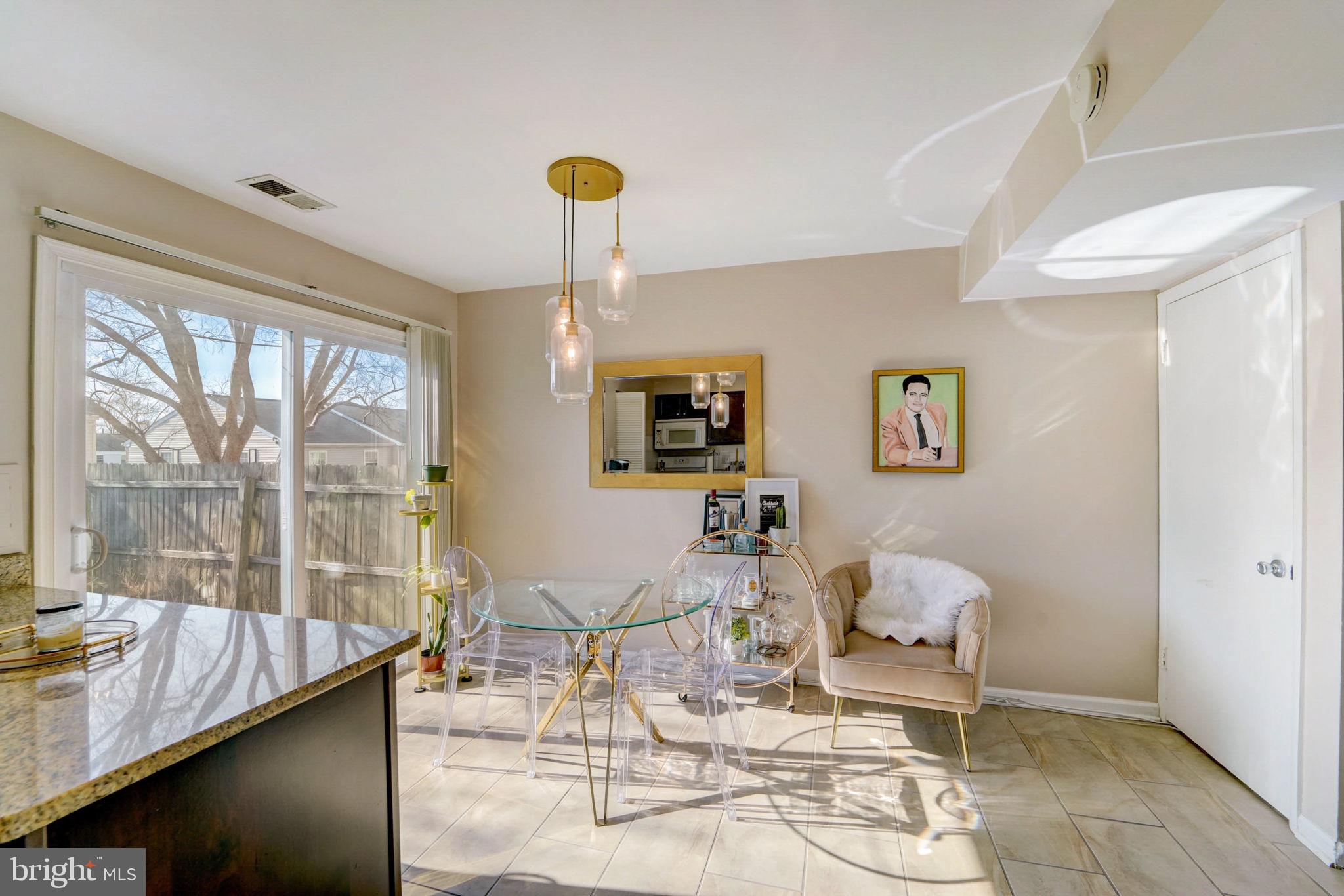 HERITAGE HILL CONDO - Residential