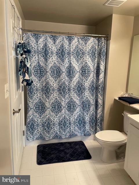 GALLERY AT WHITE FLINT - Residential Lease