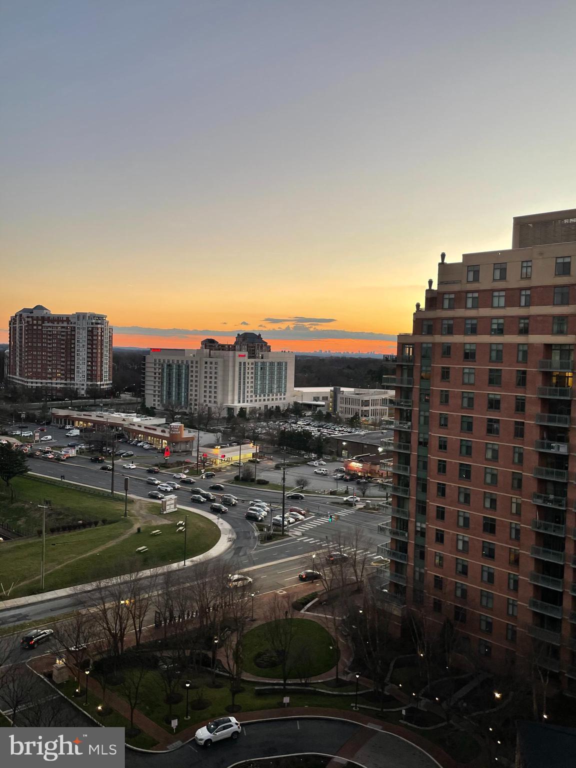 GALLERY AT WHITE FLINT - Residential Lease