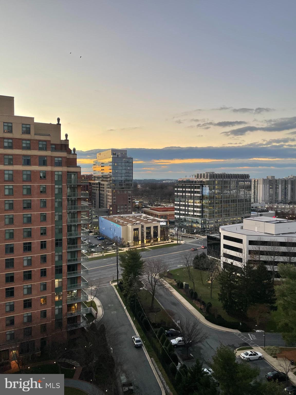 GALLERY AT WHITE FLINT - Residential Lease