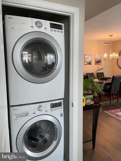 GALLERY AT WHITE FLINT - Residential Lease