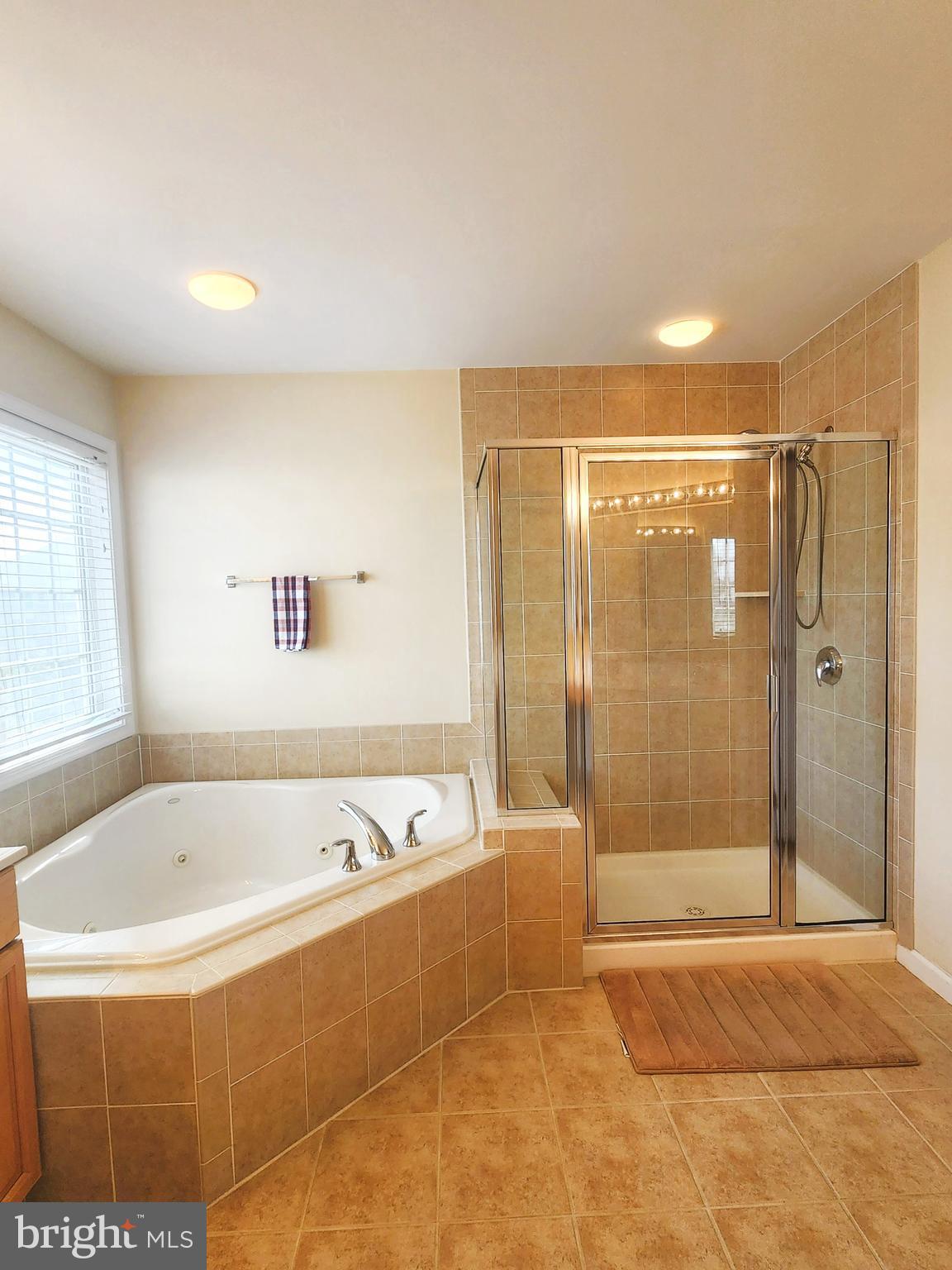 KING FARM - Residential Lease