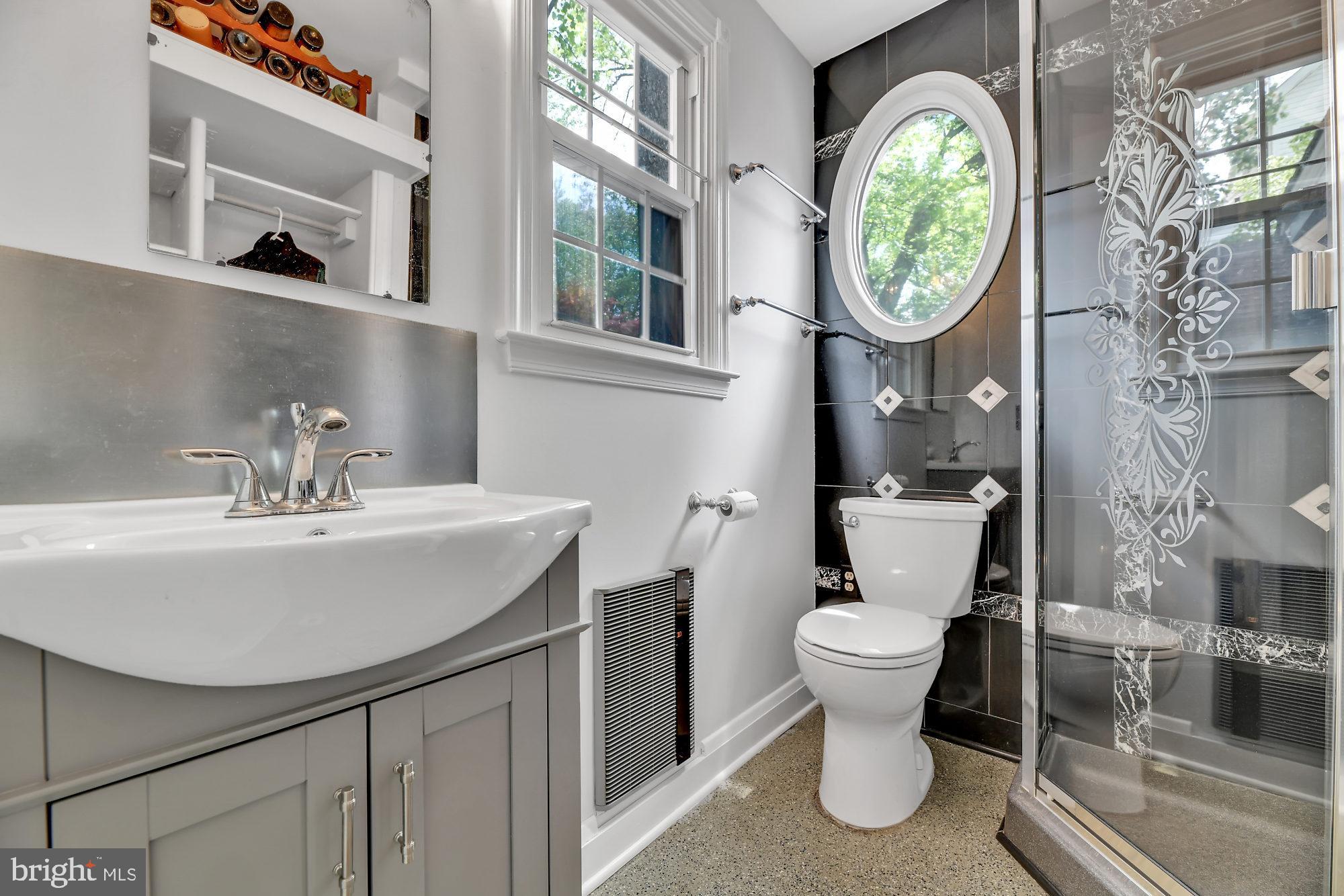 TOWSON - Residential