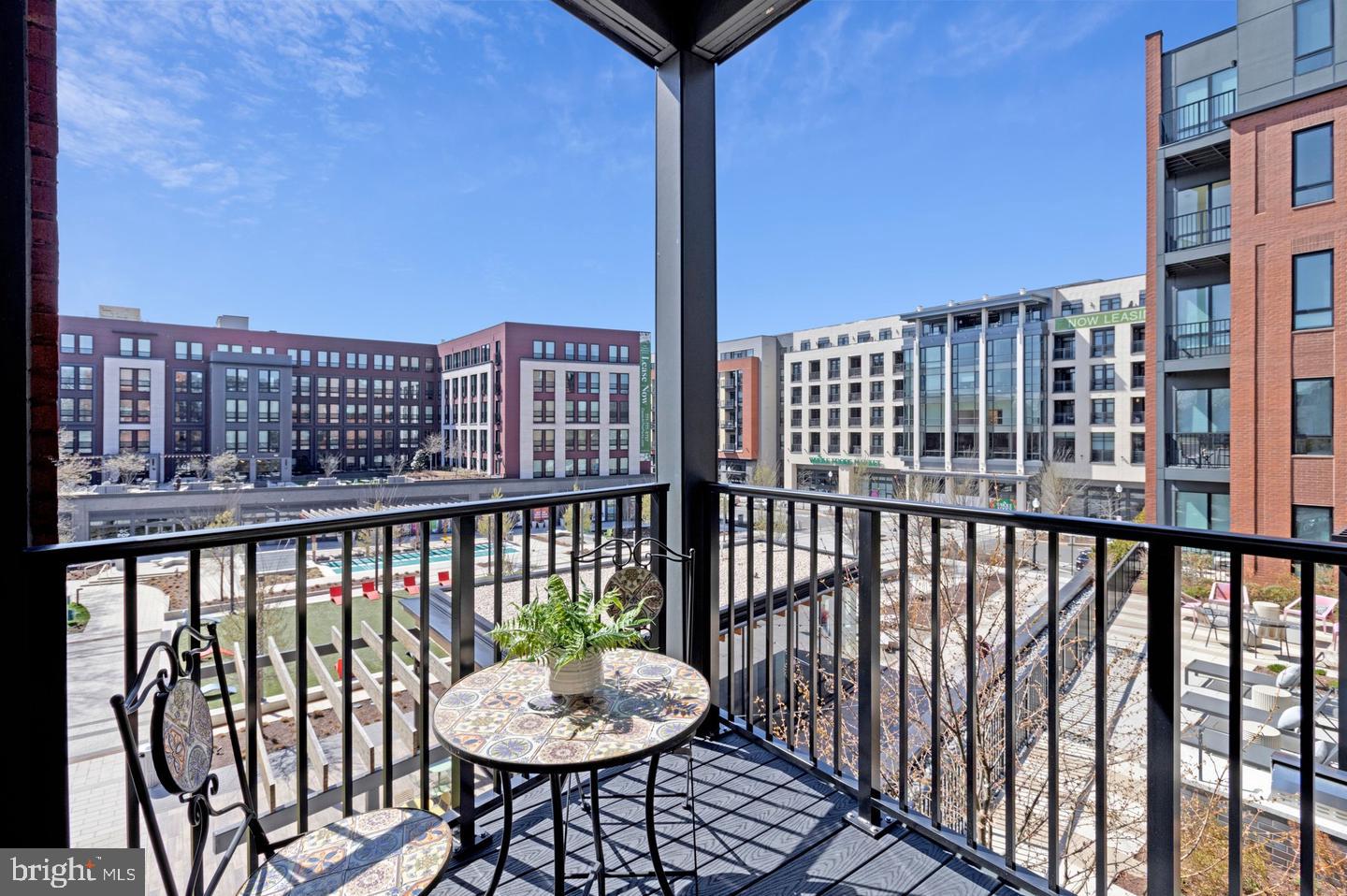 7175 12TH STREET NW 302