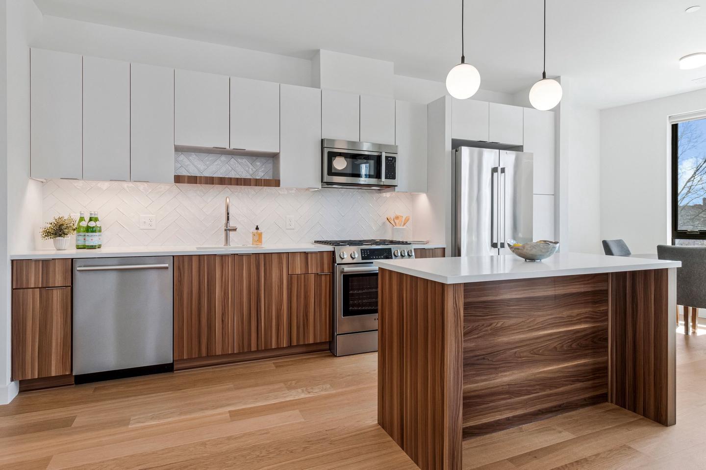 7175 12TH STREET NW 302