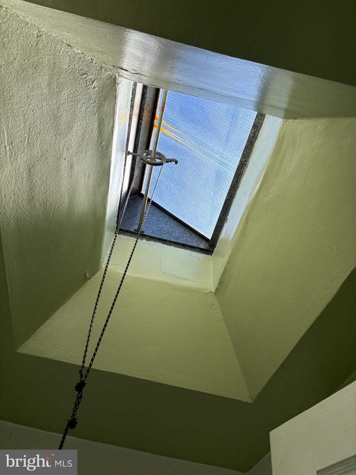 WEST OAK LANE - Residential