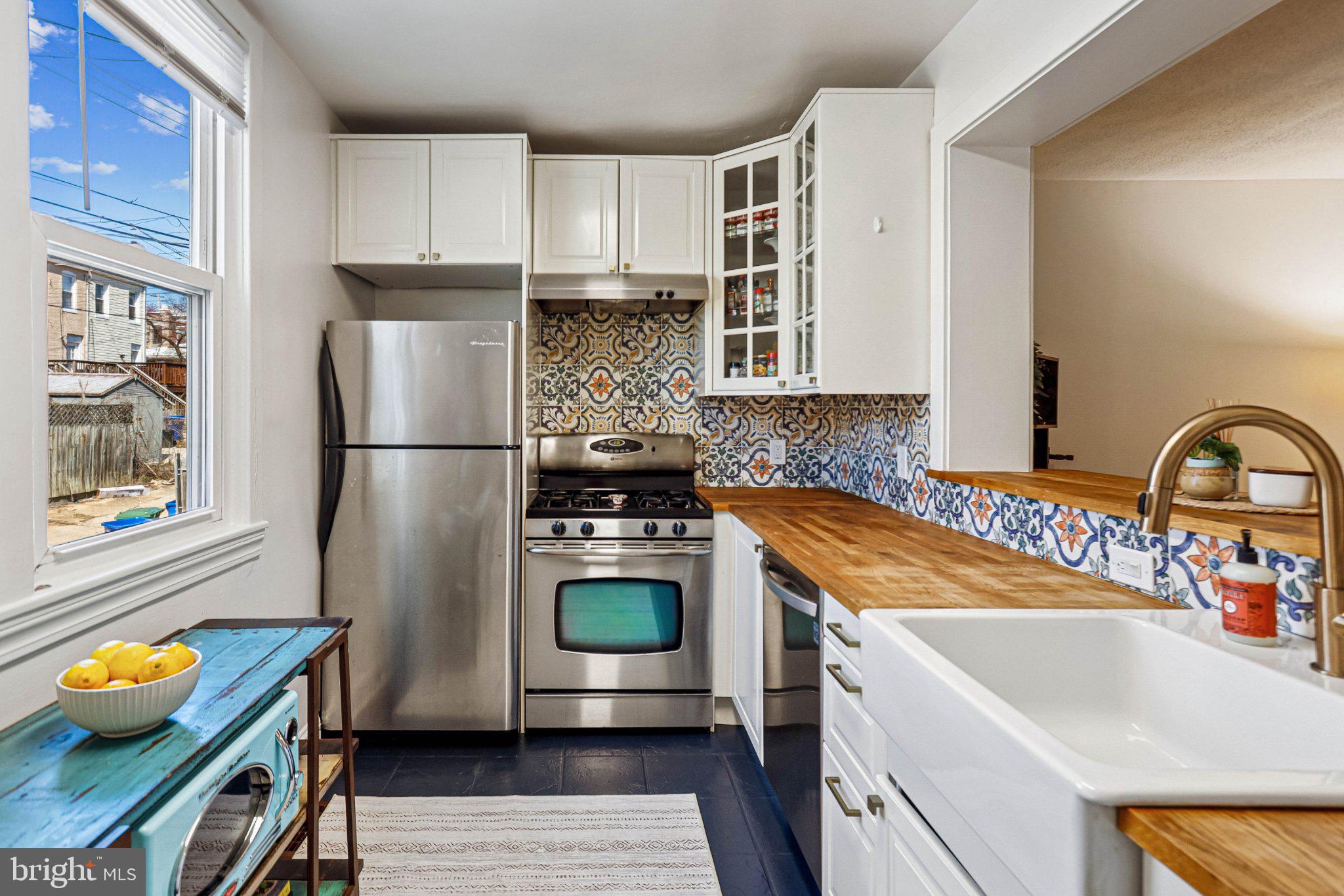 HAMPDEN HISTORIC DISTRICT - Residential