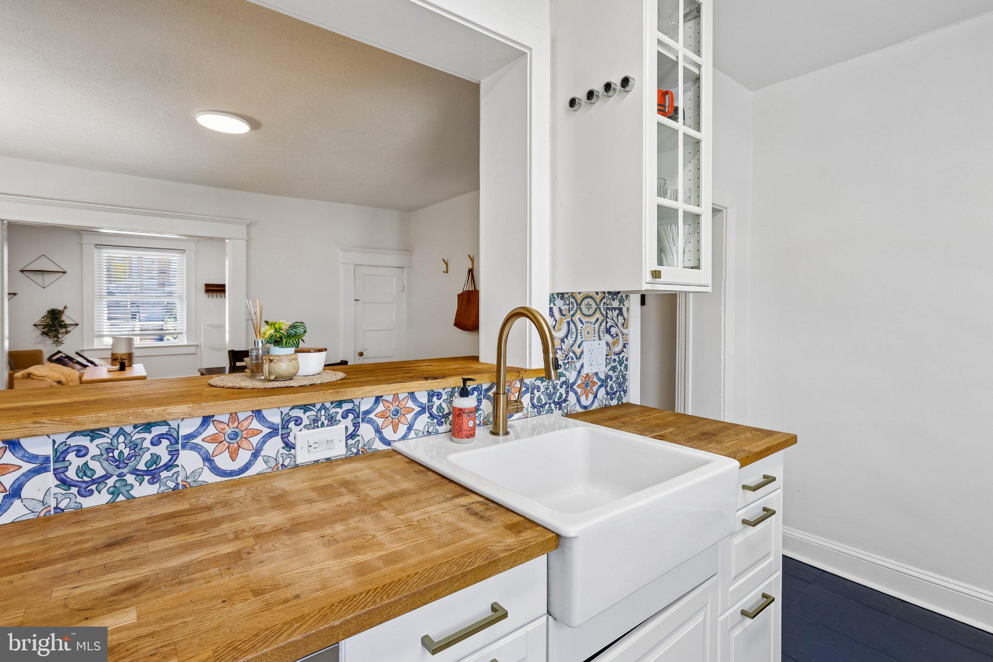 HAMPDEN HISTORIC DISTRICT - Residential