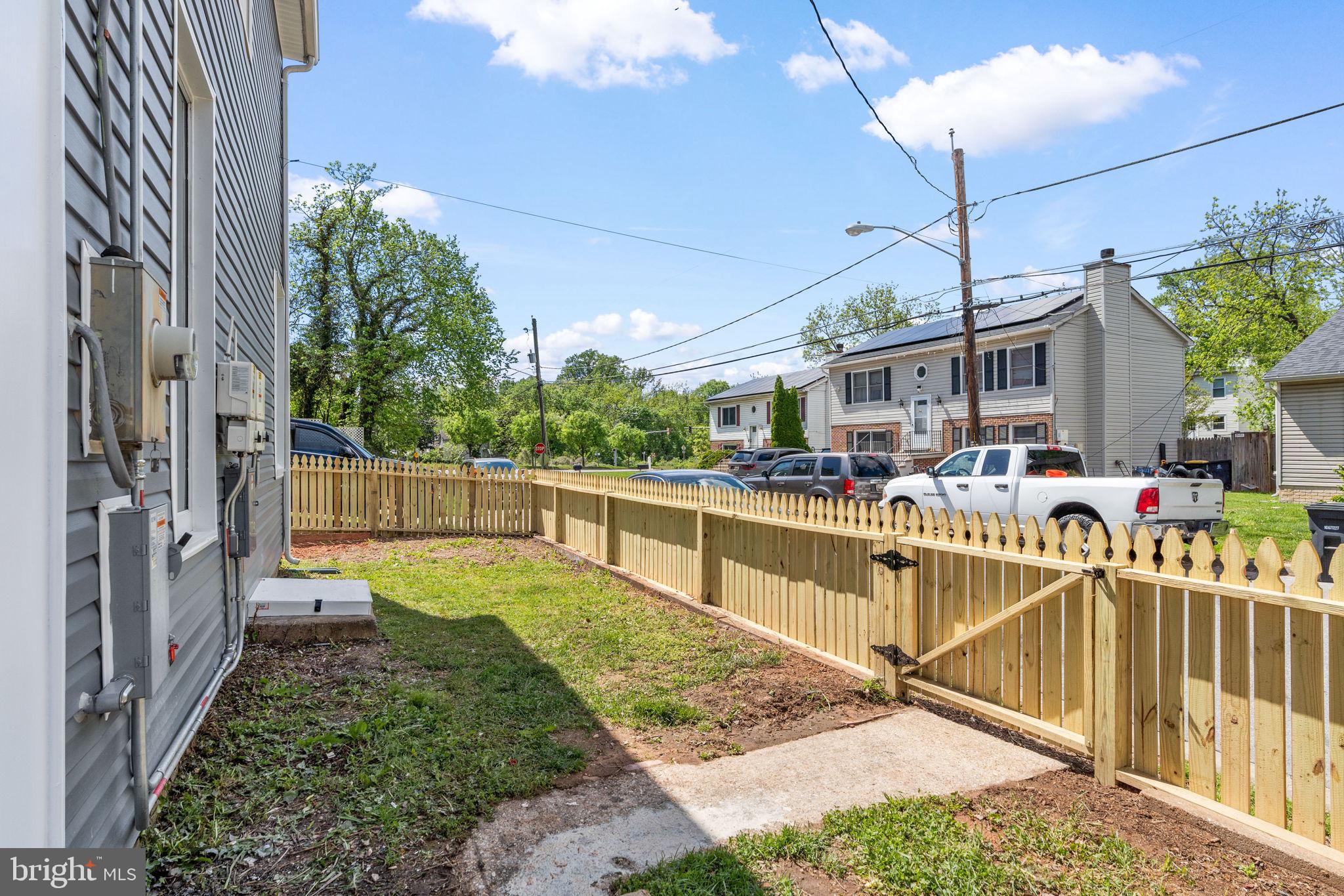 CAPITOL HEIGHTS - Residential