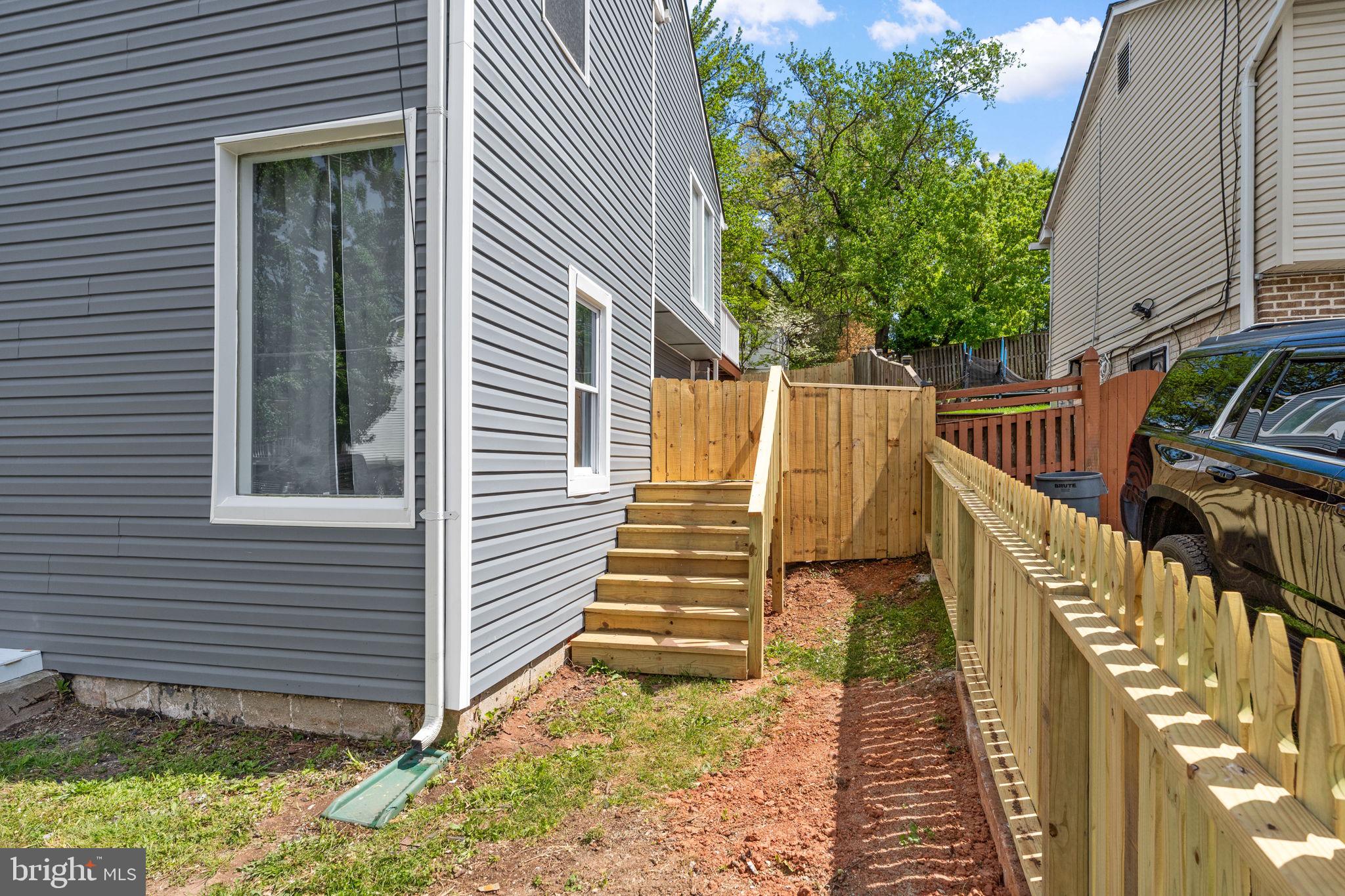 CAPITOL HEIGHTS - Residential