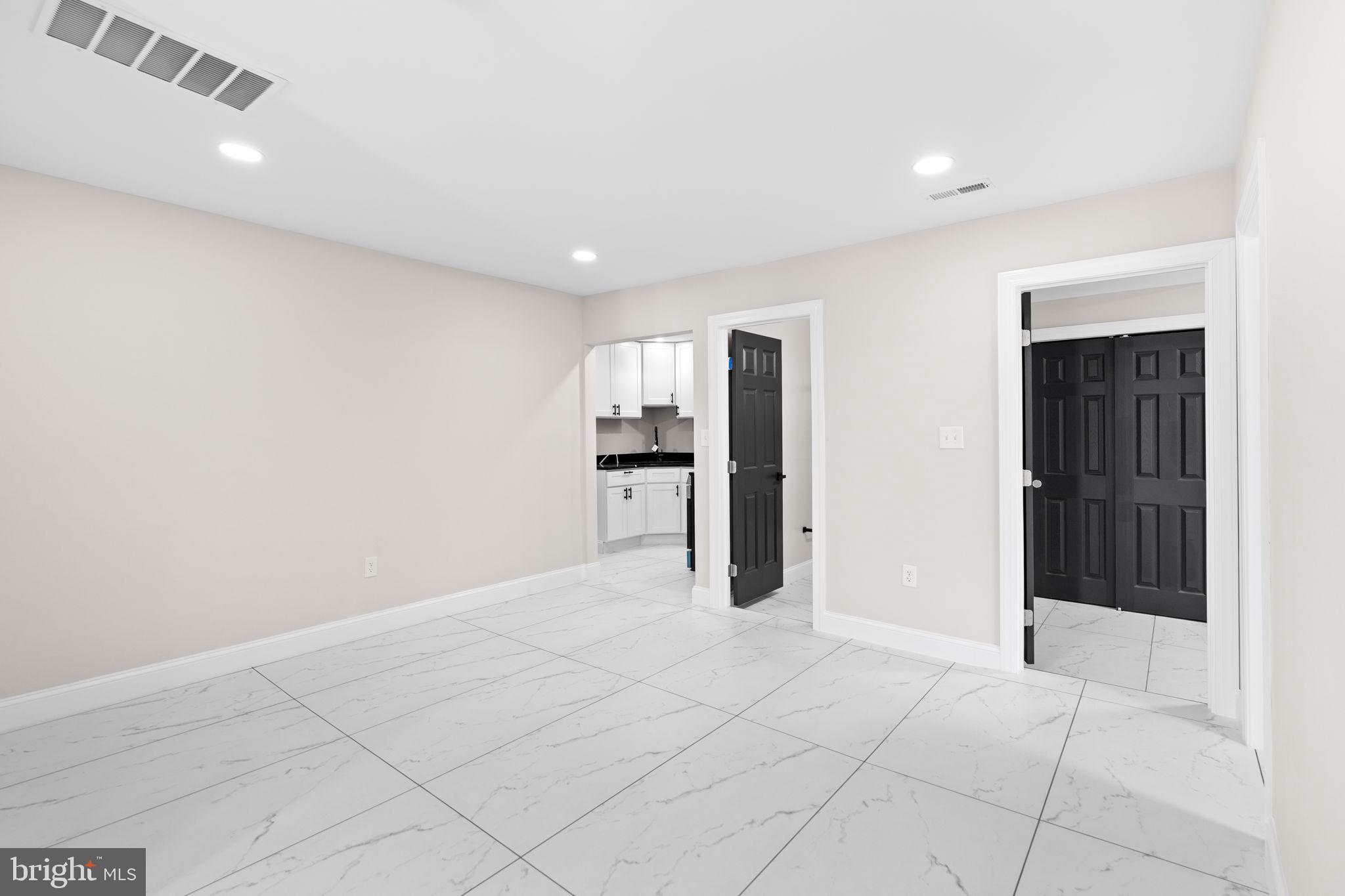 CAPITOL HEIGHTS - Residential